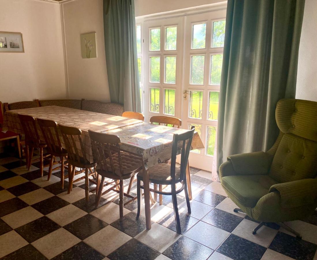 Töreki 34 Vendégház Siófok Esterno foto